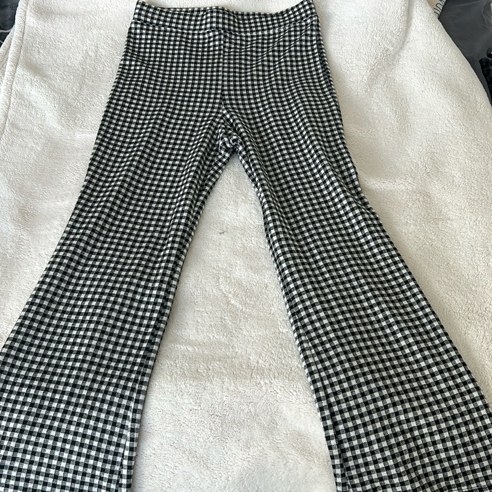 2 Piece Set - Picture 2 of 3